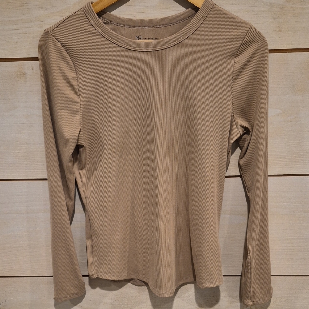 No Boundaries Ribbed Long-Sleeve Crewneck Top - Taupe Womens Size L